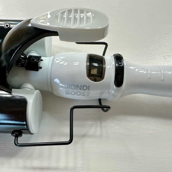 Bondi Boost hair waver wand 25mm - Picture 3 of 5